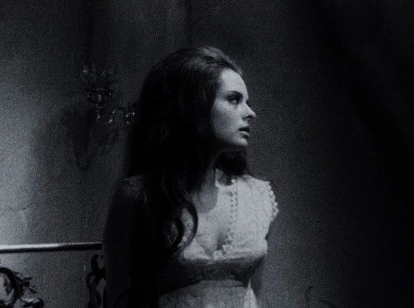 cuadsc18.jpg - Vampir-Cuadecuc screencap
