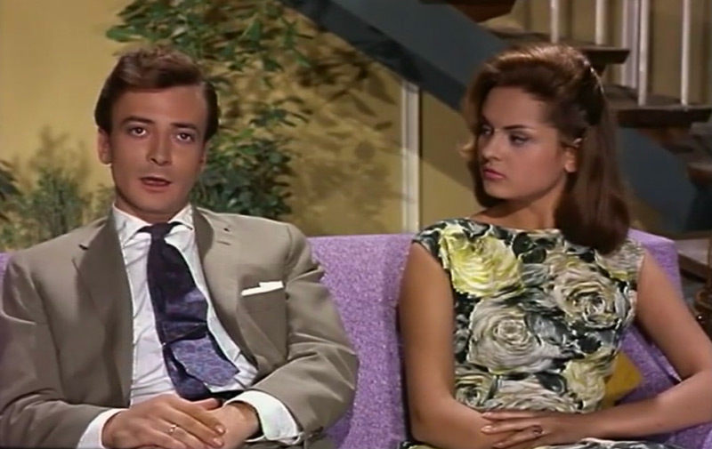 sccuat42.jpg - Cuatro bodas y pico screencap