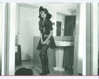25stilla.jpg - Eugenie still