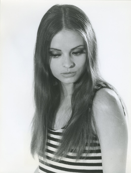 mod48c.jpg - 1970 publicity photo