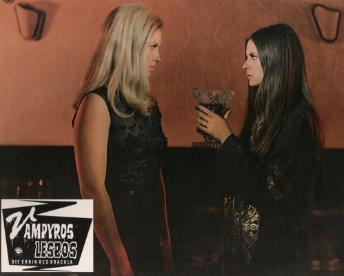 95Vampyros-5.jpg - Print 95 Vampyros Lesbos Still E
